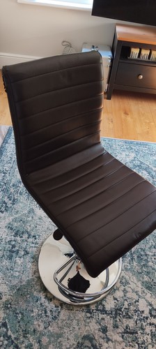 Dwell faux leather - 2,