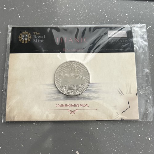 Titanic remembered royal - royal, mint
