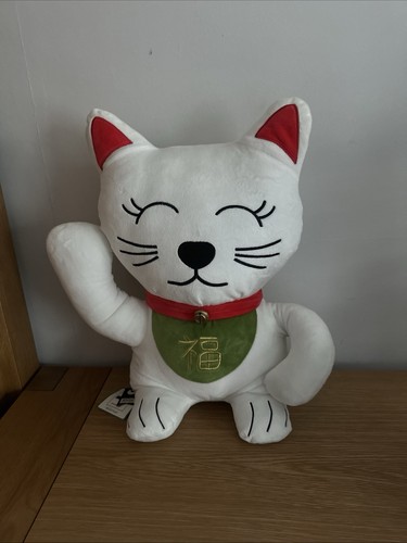 Typo maneki neko lucky - maneki,