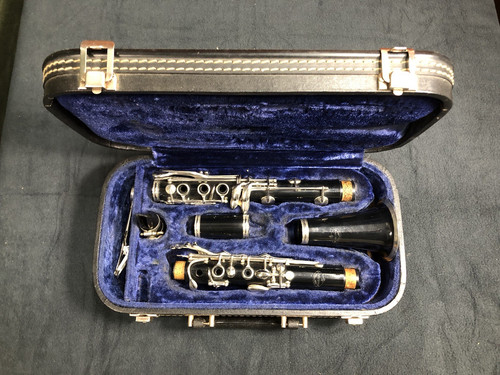 Clarinet evette german student - german,
