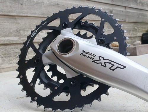 Shimano deore m760 - 9s,