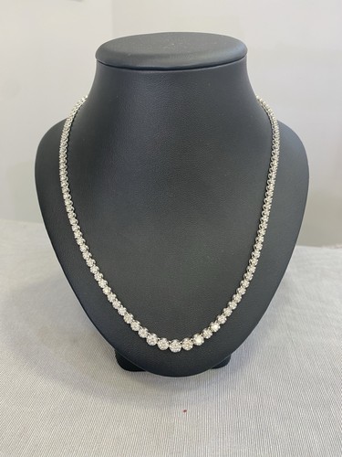 18ct white gold natural - white,