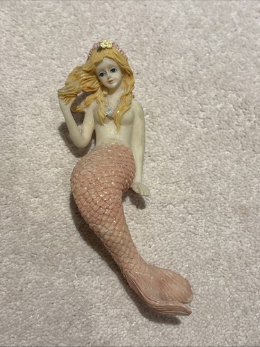 Mermaid figurine seated - figurine,