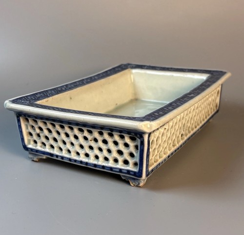 Antique chinese blue and white - antique,
