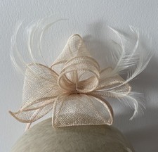 New DEBENHAMS Fascinator