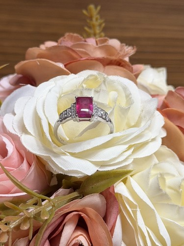 Natural raspberry pink ruby - raspberry,