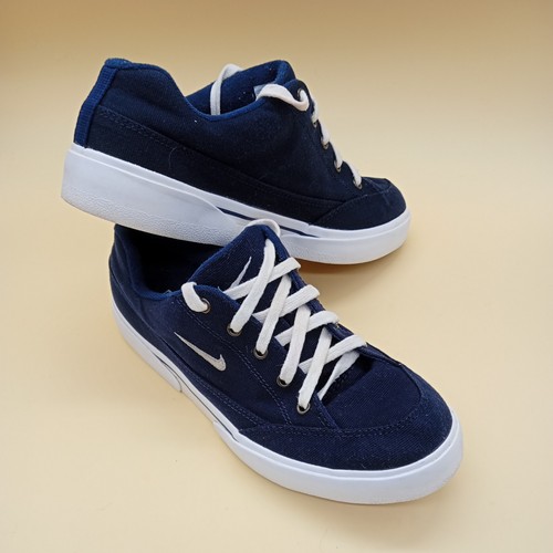 Vintage nike trainers - vintage,