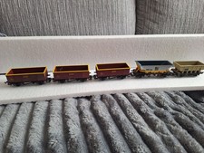 x5 OO gauge coal trucks