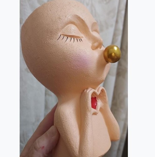 New girl face blowing bubble - face,