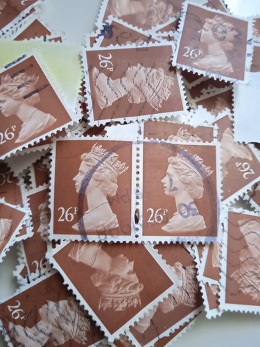 150 26p stamps browne - 26p, gb