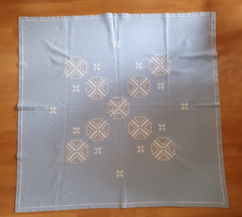 Blue linen tablecloth - blue,