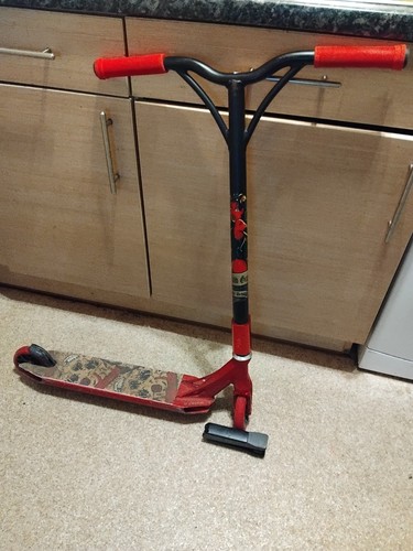 Custom stunt scooter - custom, scooter,