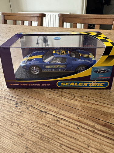 Scalextric ford club 2007 - scalextric,