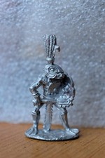 C32 Slann Palace Guard Officer