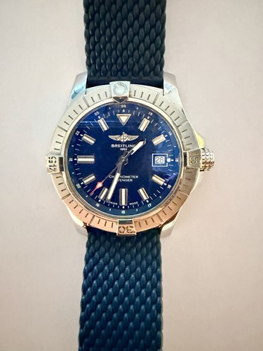 Pre owned breitlingavenger - pre-owned,