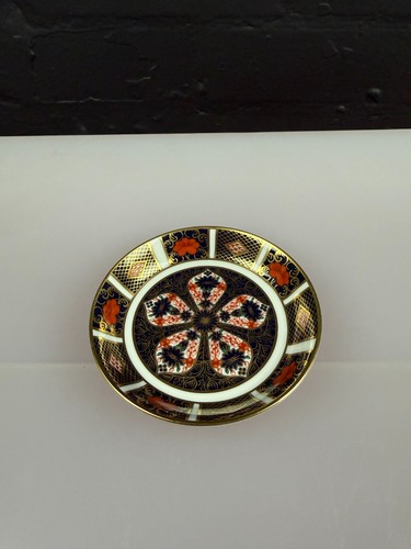 Royal crown derby old - crown,