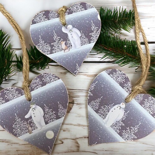 The snowman wooden hearts - the,
