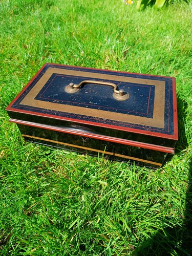 Vintage black gold metal - vintage,