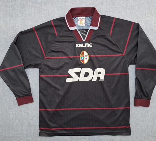 1999 vintage kelme - vintage, torino