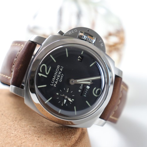 Panerai luminor days - 8, gmt