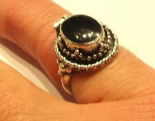 STERLING SILVER ONYX GOTHIC HIDDEN COMPARTMENT LOCKET POISON RING SIZE L