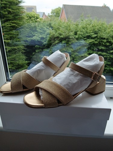 Russell bromley seaville - bromley,