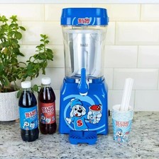 Slush puppie machine frozen - slush,