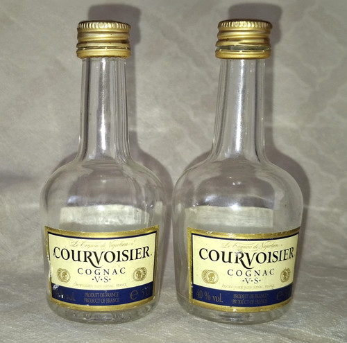 Courvoisier cognac v s - ×,