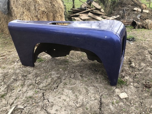 Land rover defender - wing,
