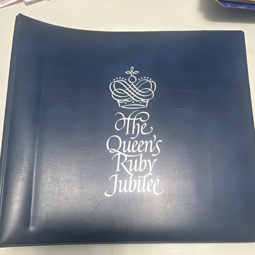 Royal family queen ruby - royal, queen’s