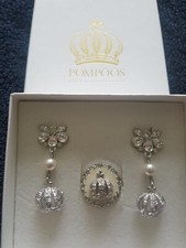Pompoos Crown Brooch Pin & Drop Crown Earrings Diamantés Diamonte Boxed New