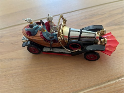 Corgi chitty - bang, bang