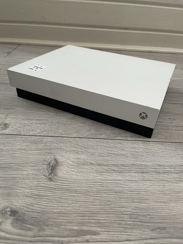 Faulty microsoft xbox one x - one,