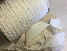 JOB LOT 135 Mtr Roll Cream 25mm 3 Hole Broderie Anglais Craft Trimming (CBA)