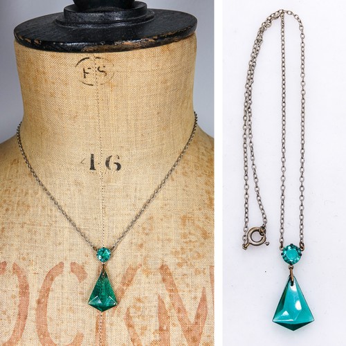 Vintage art deco emerald green - vintage,