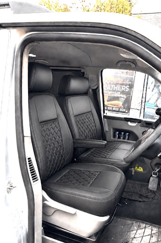 Transporter 9 seater - vw, t5