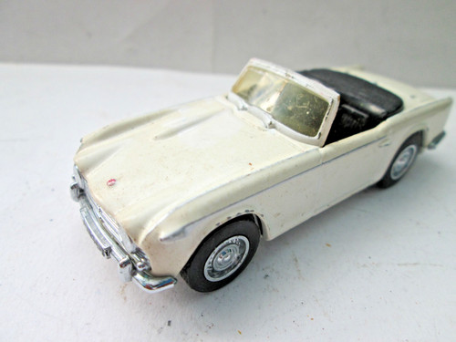 Dinky toy 1968 triumph tr5 - toy,
