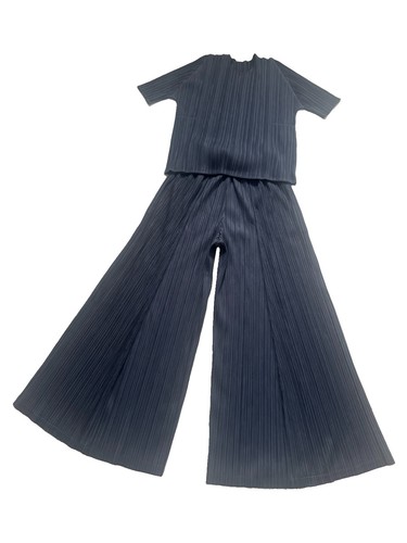 Issey miyake pleats - miyake, please