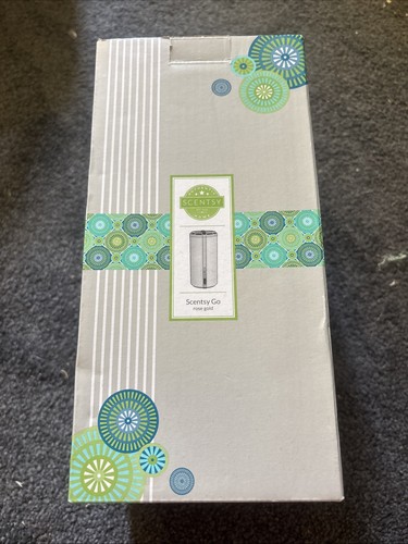 Scentsy gold new box - gold,