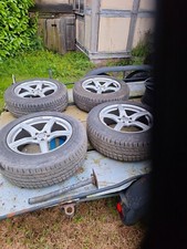 235 60 18 car tyres