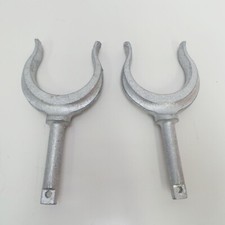 GALVANISED ROWLOCKS x 2