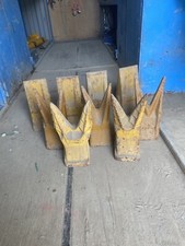 350/380 Kobelco Bucket Teeth 