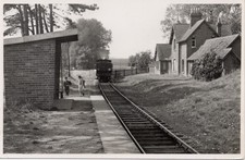 (cd49) Ashey Railway Station -