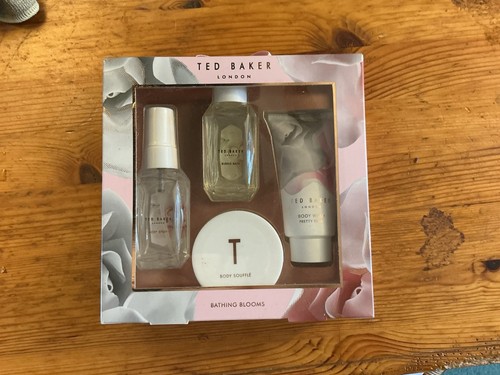 Ted baker bathing blooms gift - blooms,