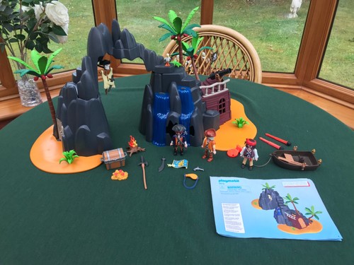 Playmobil pirate treasure - playmobil,