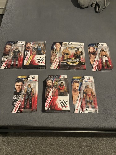 Wwe main event lot - 7, figures