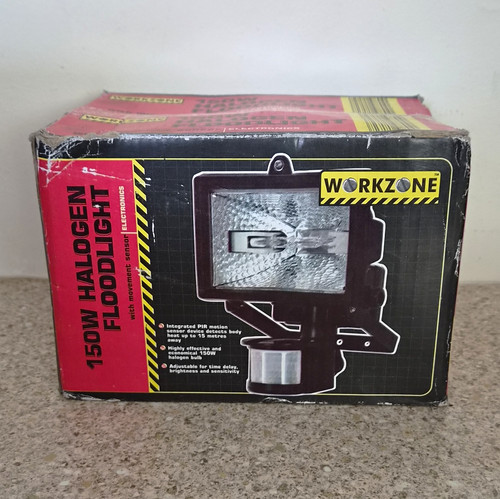 Workzone 150w halogen pir - workzone,