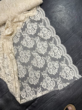 1m Nude Beige  Scolloped