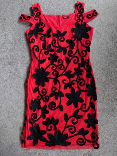 Roman red black tapework cold - tapework,