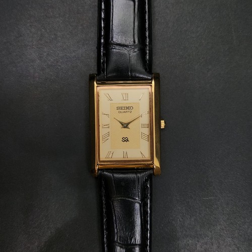 Vintage seiko slim quartz mens - slim,